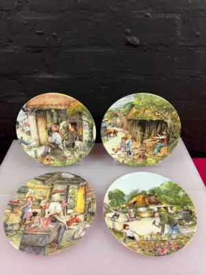 4 x Royal Doulton Old Country Crafts Collectors Plates 21 cm Wide