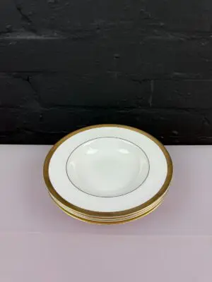4 x Royal Doulton Royal Gold H4980 Rimmed Soup Bowls 20.5 cm 2 Sets Available