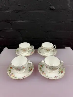 4 x Wedgwood Mirabelle R4537 Tea Cups and Saucers 2 Sets Available