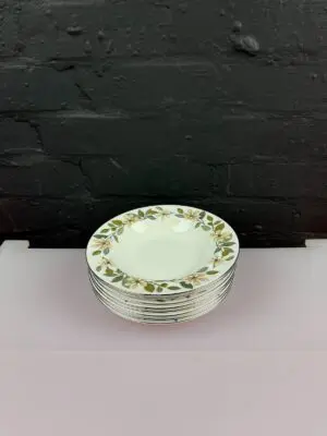 8 x Wedgwood Beaconsfield Rimmed Soup Bowls 20.5 cm Wide Set