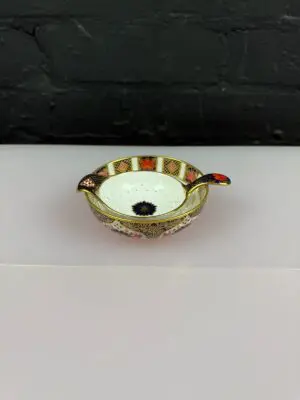 Royal Crown Derby Old Imari 1128 Tea Strainer and Bowl Set LIII 1990