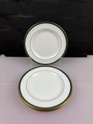 Spode Tuscana Y8578 Salad Plates 20.5 cm Wide 2 Sets of 4 Available