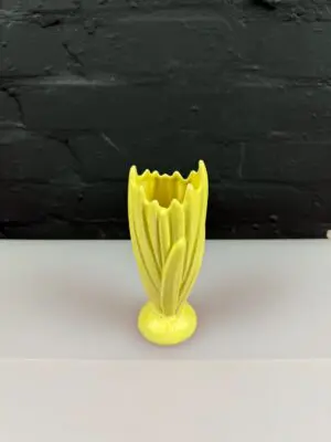 Sylvac England 2321 Yellow Hyacinth Leaves Vase 18 cm Original Label on Base