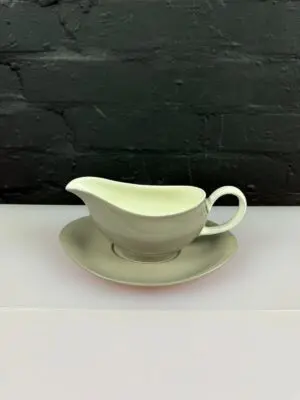 Wedgwood Etruria Barlaston Havana Gravy Boat Sauce Jug and Stand Drip Plate Set