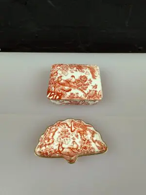 2 x Royal Crown Derby Red Aves Trinket Fan Dish and Covered Box