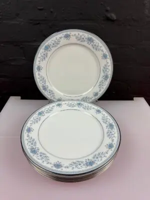 6 x Noritake Blue Hill 2482 Dinner Plates 10.5" Wide Set