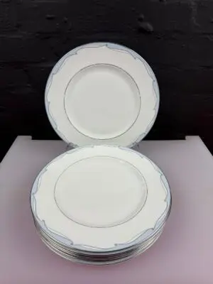 8 x Wedgwood Venice Dinner Plates 27.5 cm Wide Set