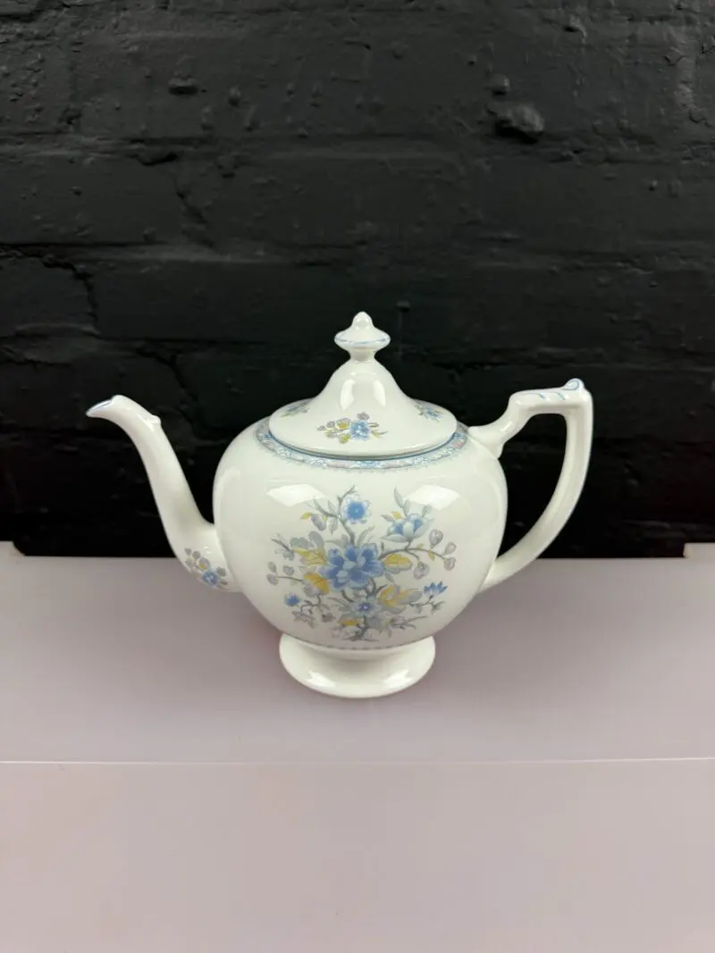 Coalport Pearl Large Tea Pot 2.25 Pints