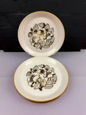 Kiln Craft Strawberry Bramble Dessert Salad Plates 23 cm 9" Wide Set of 3