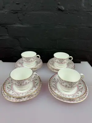 Royal Crown Derby Brittany A.1229 Tea Trios Cups Saucers Side Plates Set of 4
