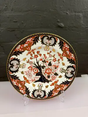 Royal Crown Derby Kings Imari 383 Dinner Plate 27 cm Wide 1976 XXXIX 1976 1st