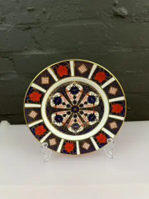 Royal Crown Derby Old Imari 1128 Salad Plate 8.5" Wide 1st Quality XXXIX 1976