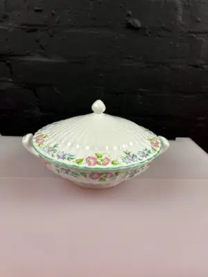 Royal Worcester English Garden Covered Vegetable Serving Dish Tureen