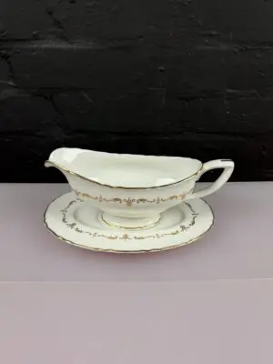Royal Worcester Gold Chantilly Gravy Boat / Sauce Jug and Stand / Drip Plate Set