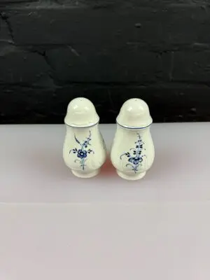 Villeroy & and Boch Luxembourg Vieux Cruet Set Salt and Pepper Pots 4.25" High
