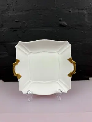 Wedgwood Y967 Eared Square Cake Bread Plate 25 cm White and Gold 1920's Antique