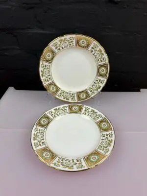 2 x Royal Crown Derby Green Panel 2nd Quality Salad Plates 8.5" Wide Set