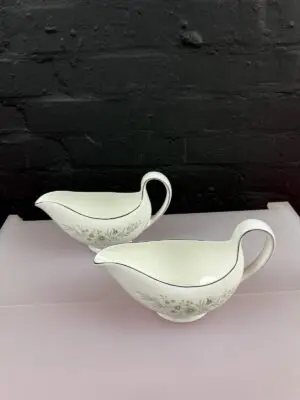 2 x Wedgwood Westbury Replacement Gravy Boats / Sauce Jugs