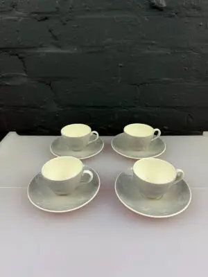 4 x Royal Doulton Bridal Veil D.6459 Coffee Cups and Saucers Set