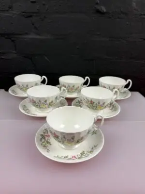 6 x Aynsley Wild Tudor Tea Cups and Saucers Set