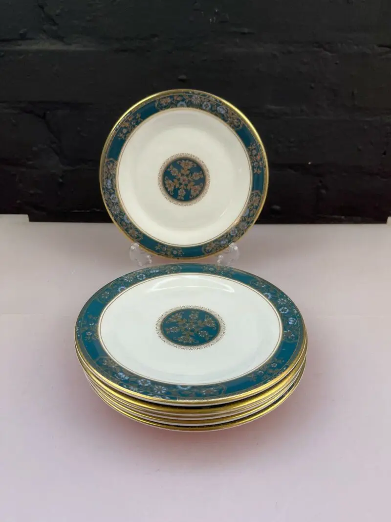 6 x Royal Doulton Carlyle Tea / Side Plates 17 cm Wide Last Set Available