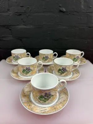 6 x Royal Worcester Country Garden Tea Cups and Saucers Set