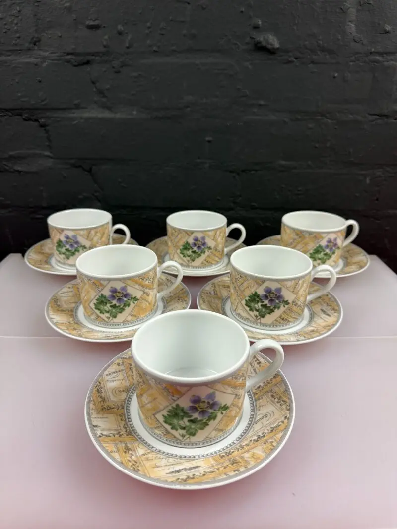 6 x Royal Worcester Country Garden Tea Cups and Saucers Set