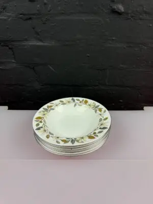 6 x Wedgwood Beaconsfield Rimmed Soup Bowls 8" Wide Set
