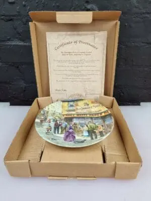 Davenport The Match Seller Plate Boxed Coa