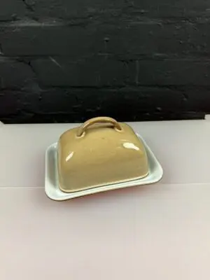 Denby Viceroy Loop Handle Covered / Lidded Butter Dish