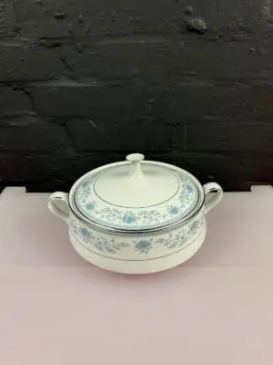 Noritake Blue Hill 2482 Covered Vegetable Serving Dish / Tureen