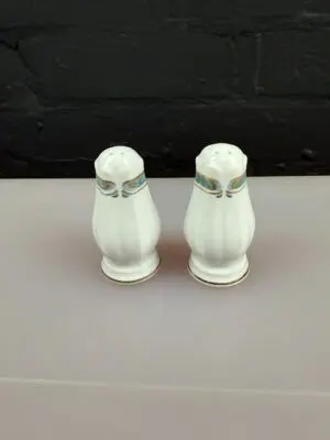 Noritake Glenabbey P586 Cruet Salt and Pepper Pots 8 cm High Set