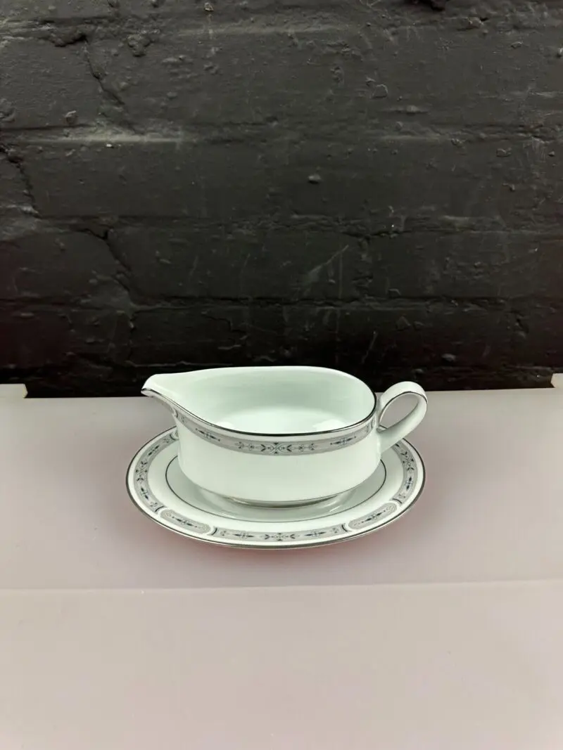 Noritake Kew 4/881 House Of Fraser Gravy Boat / Sauce Jug and Stand Drip Plate