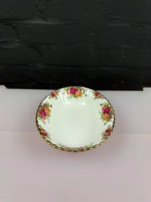 Royal Albert Old Country Roses Open Oval Vegetable Serving Dish 23 cm