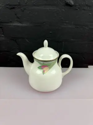 Royal Doulton Vogue Awakening TC1162 Large Tea Pot