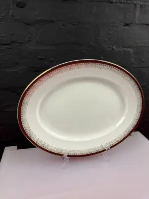 Royal Grafton Majestic Red Large Oval Carving Serving Platter Plate 40 cm x 31cm