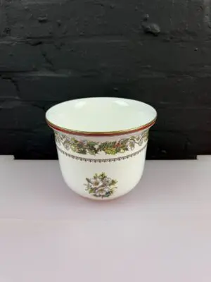 Spode Christmas Rose Planter / Plant Pot 20 cm Wide x 16 cm High RARE
