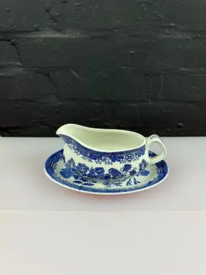 Vintage Wood & Sons Ware Blue Willow Gravy Boat Sauce Jug and Stand Drip Plate