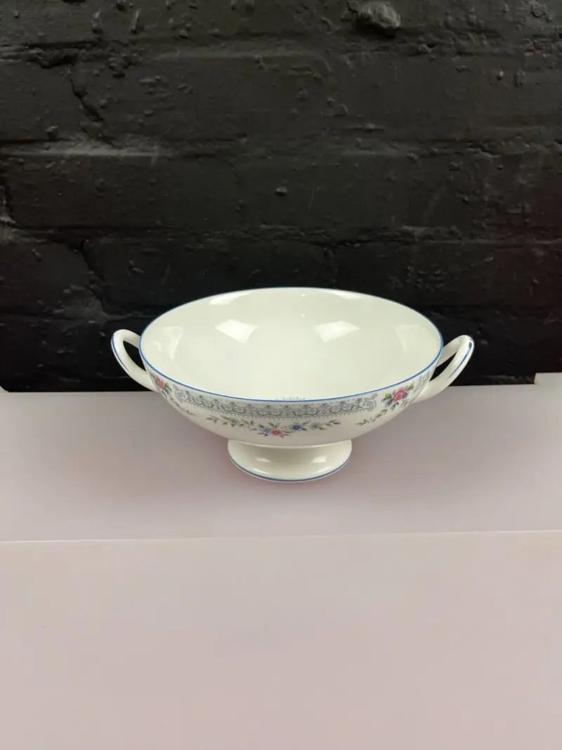Wedgwood Rosedale R4665 Replacement Vegetable Dish / Tureen Base