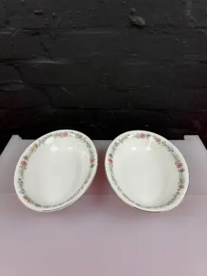 2 x Paragon Royal Albert Belinda Oval Open Vegetable Serving Dishes 25.5 cm Wide