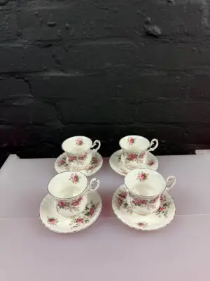4 x Royal Albert Lavender Rose Coffee Cups and Saucers Set