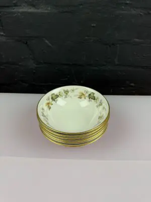 6 x Royal Doulton Larchmont TC1019 Fruit / Cereal Bowls 5.25" Wide Set