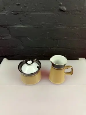 Denby Country Cuisine Milk Cream Jug 12.5 cm and Large Covered Sugar Bowl Set
