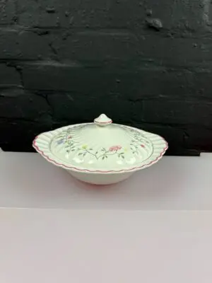 Johnson Brothers Summer Chintz Covered Handled Vegetable Serving Dish