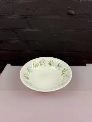 Minton Spring Valley Fruit / Salad Serving Bowl 25.5 cm Wide x 6.5 cm High