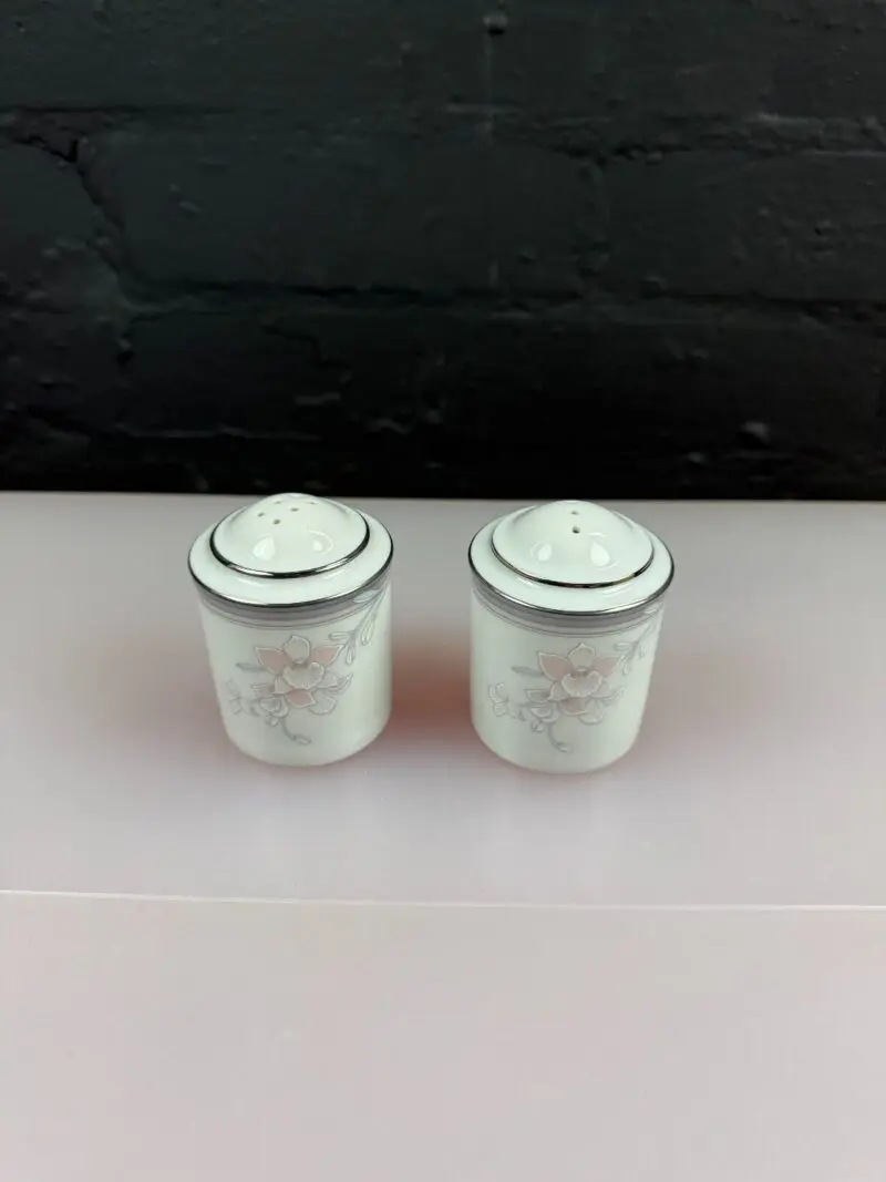 Noritake Evening Mood 3788 Cruet Salt and Pepper Pots 7 cm High Set