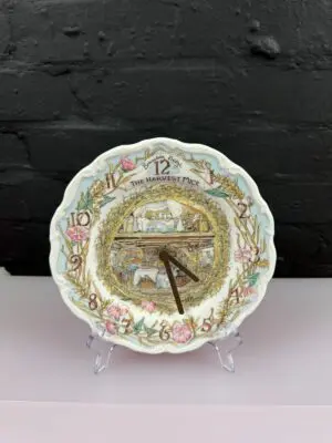 Royal Doulton Brambly Hedge The Harvest Mice 8" Wall Clock Tested Working