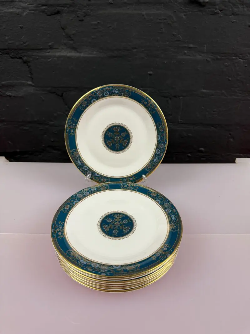 Royal Doulton Carlyle Tea / Side Plates 17 cm 6.5" Wide Set of 8
