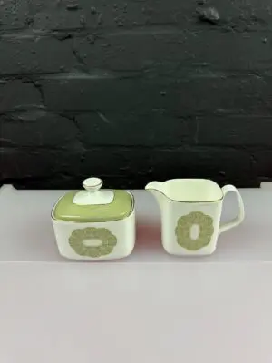 Royal Doulton Sonnet H5012 Milk Cream Jug 3.75" High and Covered Sugar Bowl Set