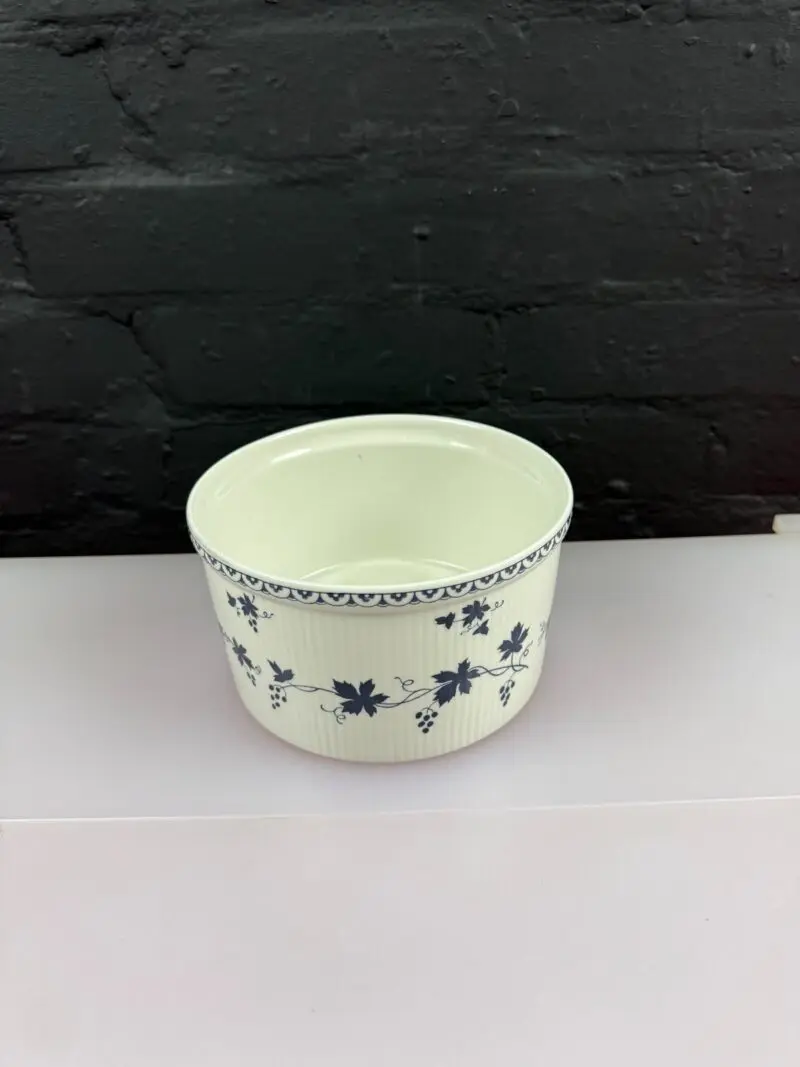 Royal Doulton Yorktown T.C.1013 Ribbed Open Round Vegetable Serving Dish 6.5"